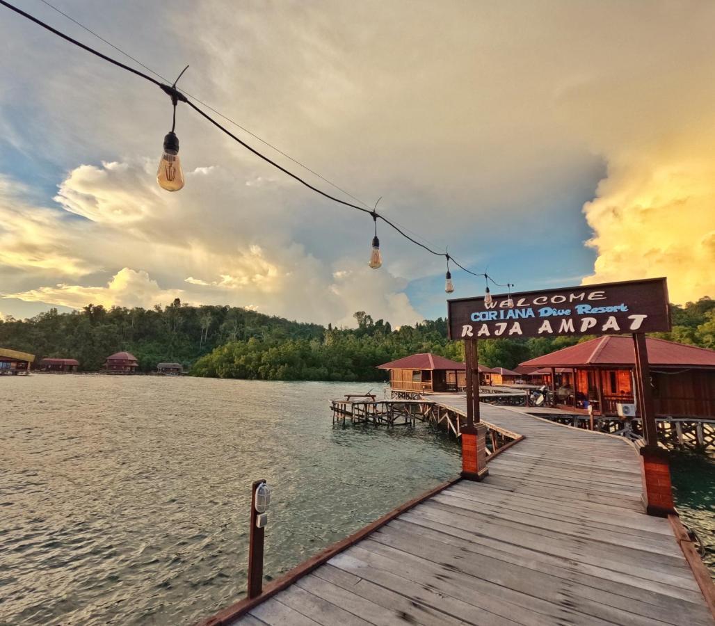 Coriana Dive Resort Waisai Exterior foto